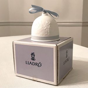 Lladro 1994 Winter Bell